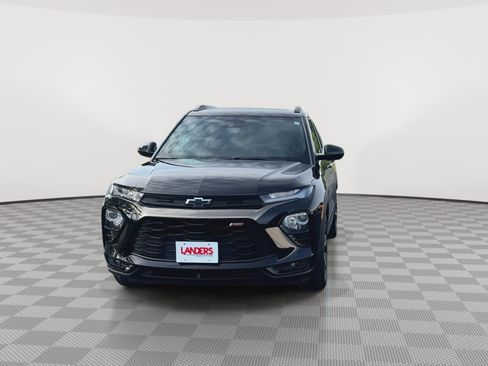 Used 2023 Chevrolet TrailBlazer RS w/ Sun and Liftgate Package FWD image 3