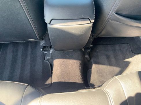 Used 2012 MAZDA MAZDA3 i Grand Touring w/ Tech Pkg FWD image 21