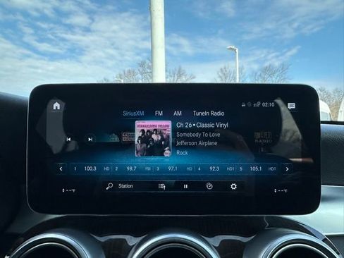 Used 2021 Mercedes-Benz GLC 300 4MATIC image 19