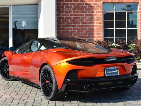 Used 2023 McLaren GT image 4