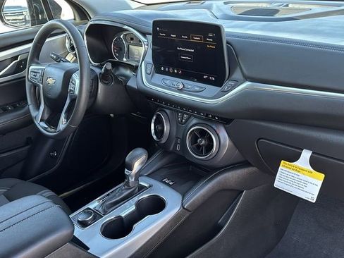 Used 2024 Chevrolet Blazer LT w/ Convenience Package image 22