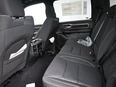 New 2026 RAM 1500 4x4 Crew Cab image 12