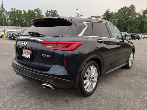 Used 2019 INFINITI QX50 Essential w/ Premium Heat Package AWD/4WD image 7