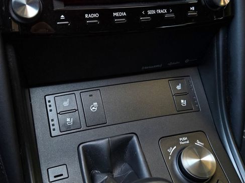 Used 2022 Lexus IS 300 AWD w/ Premium Package image 22