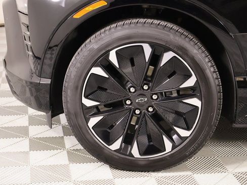 Used 2025 Chevrolet Blazer EV RS image 16