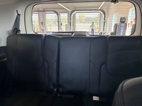 Used 2023 Nissan Armada SL w/ Captain's Chairs Package AWD/4WD image 23