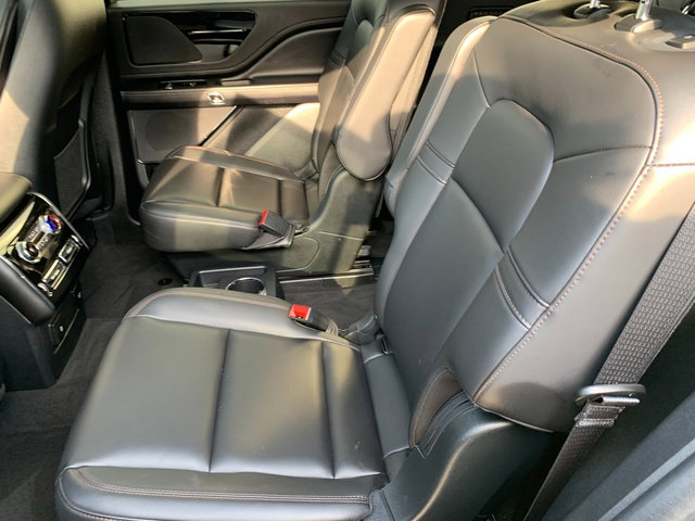 Certified 2023 Lincoln Aviator AWD w/ Premium Package image 19