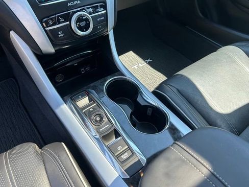 Used 2020 Acura TLX V6 w/ Technology Package FWD image 30