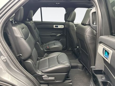 Used 2023 Ford Explorer ST w/ Equipment Group 401A AWD/4WD image 20