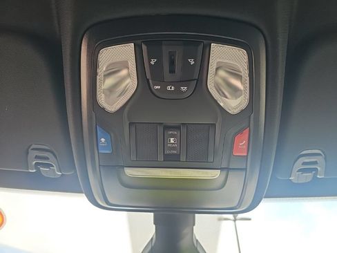Used 2023 RAM 1500 Big Horn AWD/4WD image 25