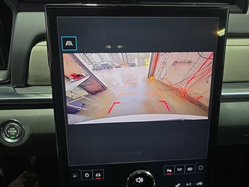 Used 2026 GMC Terrain Elevation w/ Elevation Premium Package image 23