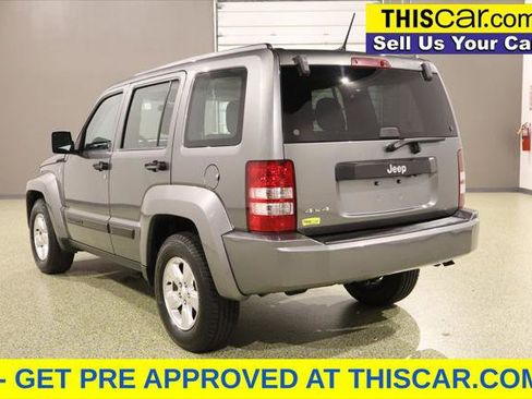 Used 2012 Jeep Liberty Sport image 5