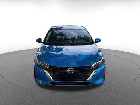 Used 2025 Nissan Sentra SV FWD image 4