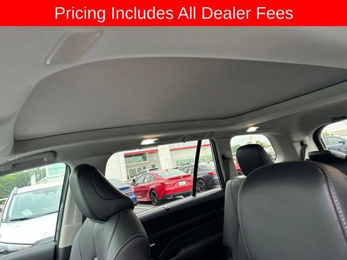 Used 2026 Toyota Grand Highlander AWD Hybrid image 5