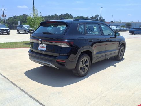 New 2026 Volkswagen Taos S FWD image 6