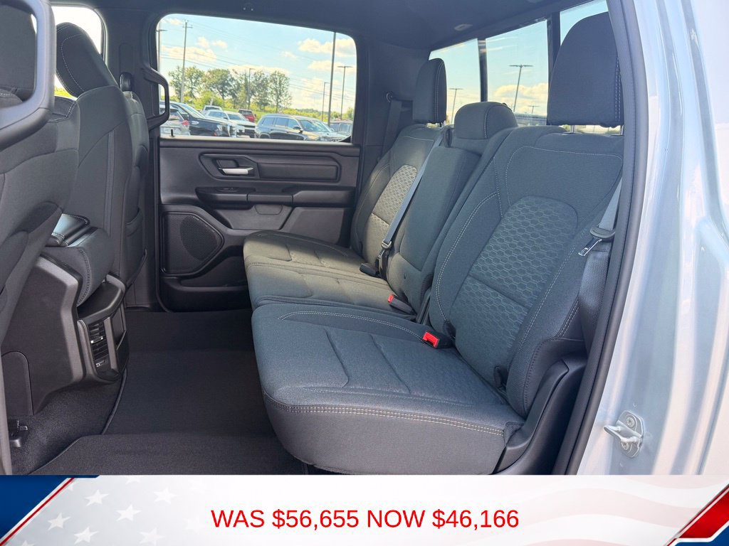 New 2026 RAM 1500 Express AWD/4WD image 10