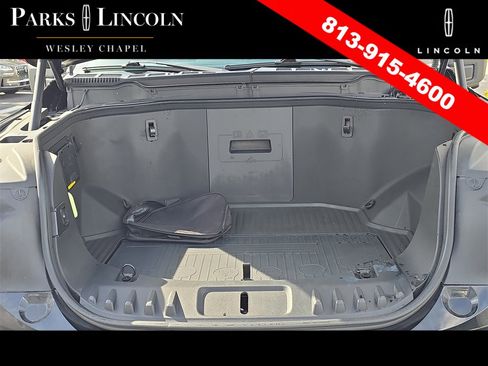 Used 2024 Ford F150 Lightning Flash image 9