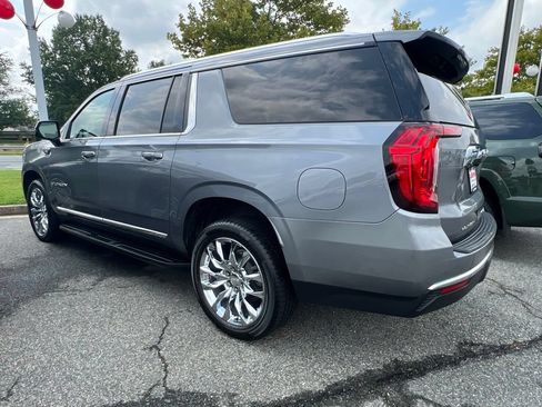 Used 2022 GMC Yukon XL SLT w/ SLT Luxury Package AWD/4WD image 5