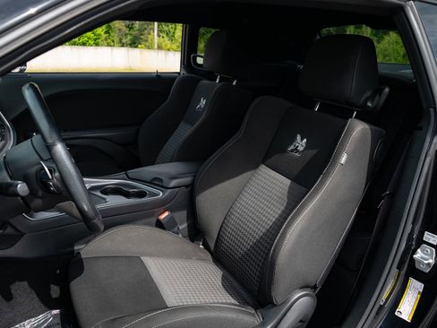 Used 2020 Dodge Challenger R/T Scat Pack RWD image 14