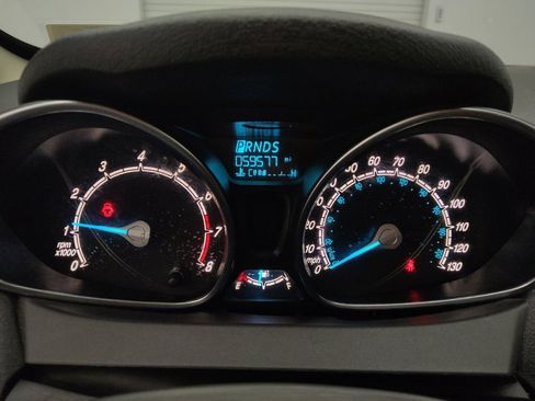 Used 2017 Ford Fiesta SE image 23