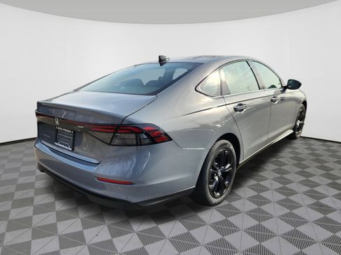 New 2025 Honda Accord SE image 4