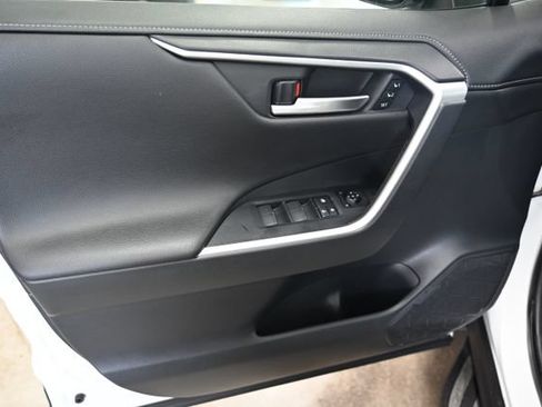 Used 2023 Toyota RAV4 Limited AWD/4WD image 25