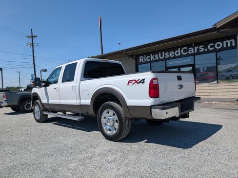 Used 2016 Ford F250 Lariat w/ Lariat Ultimate Package AWD/4WD image 7