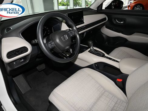Used 2024 Honda HR-V LX image 19