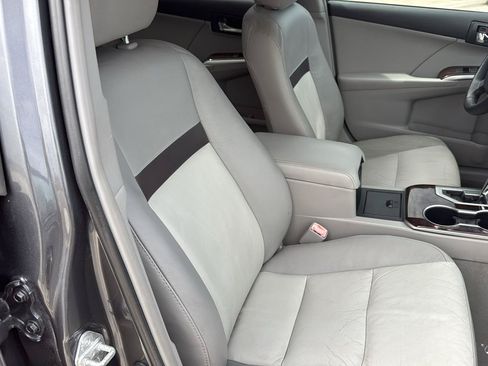 Used 2012 Toyota Camry XLE FWD image 49