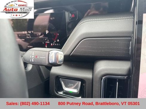 Used 2025 GMC Yukon AT4 Ultimate AWD/4WD image 25