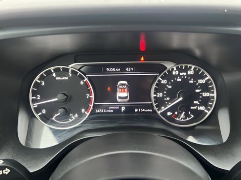 Used 2023 Nissan Rogue SV image 18