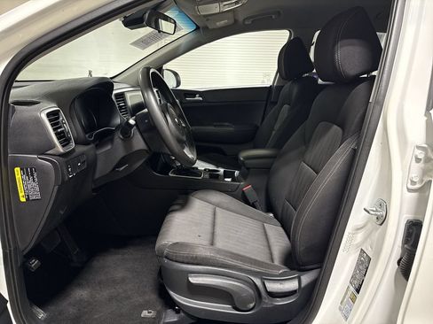 Used 2020 Kia Sportage LX FWD image 19