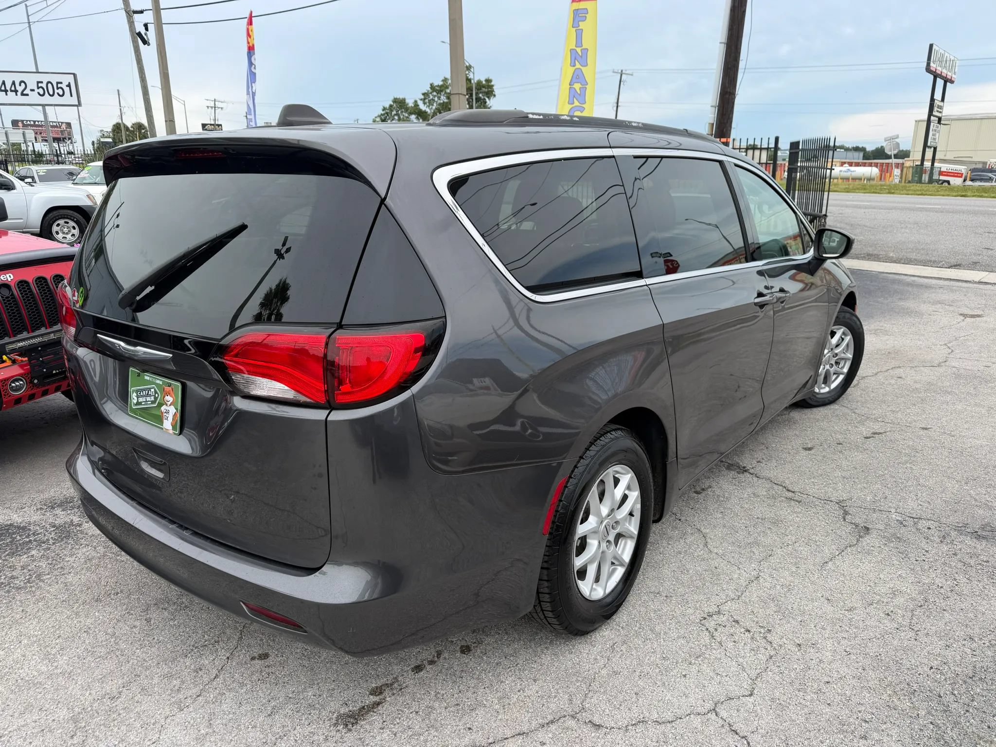 Used 2021 Chrysler Voyager Lxi FWD image 4