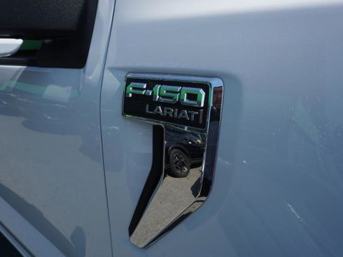 Used 2021 Ford F150 Lariat w/ Equipment Group 501A Mid image 5