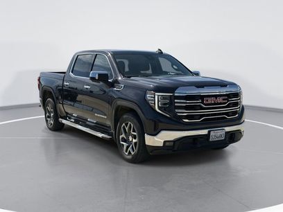 Used 2022 GMC Sierra 1500 SLT w/ SLT Premium Package