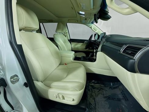 Used 2023 Lexus GX 460 Premium w/ Premium Plus Package AWD/4WD image 29
