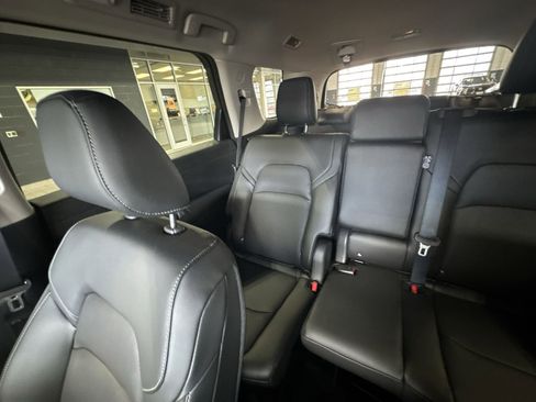 New 2026 Nissan Pathfinder SL AWD/4WD image 4
