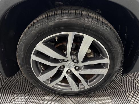 Used 2017 Honda Pilot Touring image 16