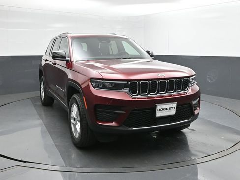 New 2025 Jeep Grand Cherokee Laredo X w/ Luxury Tech Group I RWD image 22