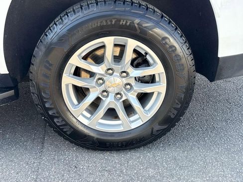 Used 2021 Chevrolet Tahoe LS image 8