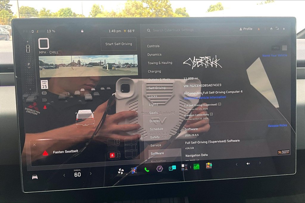 Used 2025 Tesla Cybertruck AWD Crew Cab image 20