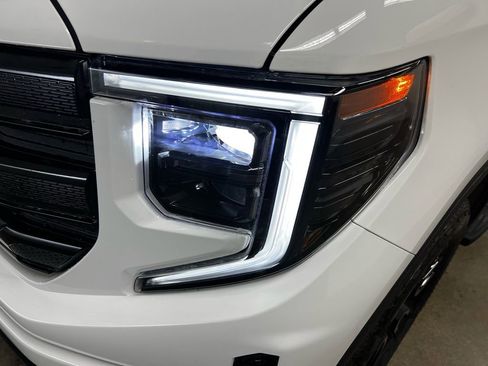 New 2026 GMC Sierra 1500 Elevation w/ Elevation Premium Package image 13