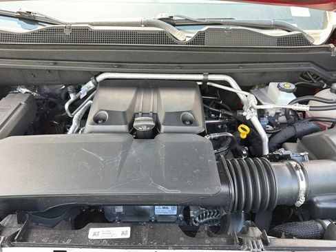 Used 2025 Chevrolet Colorado Trail Boss AWD/4WD image 37
