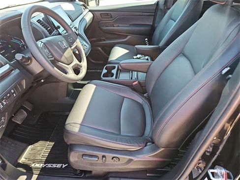 Used 2023 Honda Odyssey Sport image 19