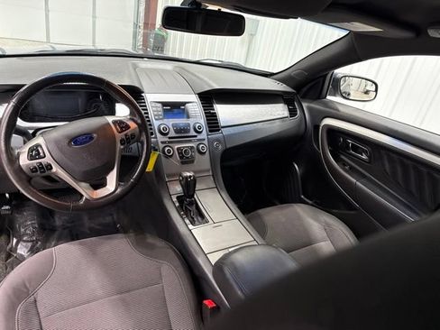 Used 2016 Ford Taurus SEL FWD image 19