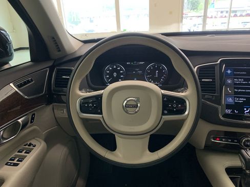 Used 2019 Volvo XC90 T6 Momentum w/ Advanced Package AWD/4WD image 23