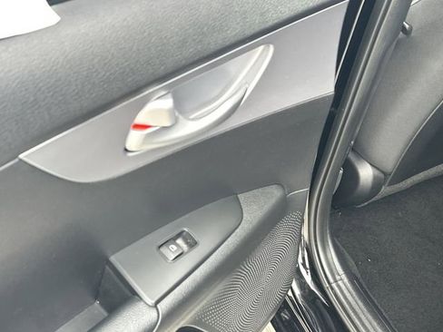 Certified 2023 Kia Forte LXS w/ LXS Technology Package FWD image 13