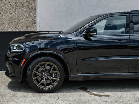 Used 2025 Dodge Durango R/T AWD/4WD image 16