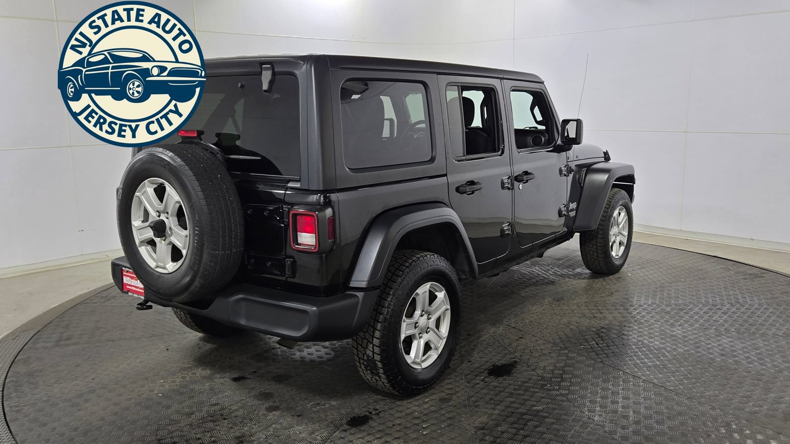 Used 2021 Jeep Wrangler Unlimited Sport AWD/4WD image 7