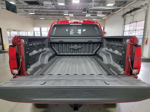 New 2026 Chevrolet Colorado ZR2 AWD/4WD image 34